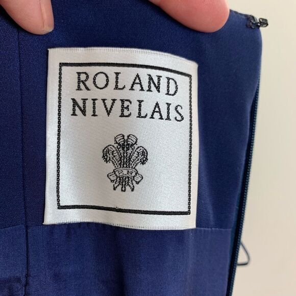 Roland Nivelais Blue Silk Ball Gown 12. 100% Silk. - Picture 5 of 8